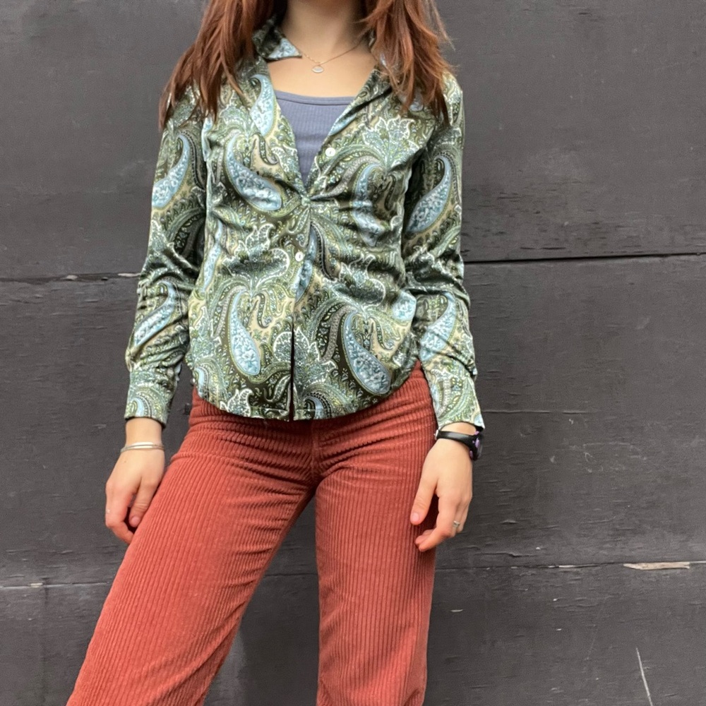 Vintage style button down shirt